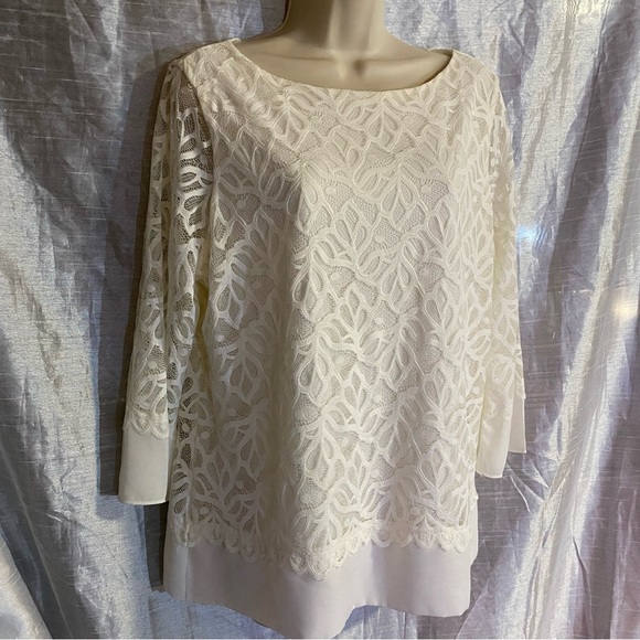 Charter Club petite, SZ PXL, GUC lacy lined top with crepe hem and cuffs, dressy - Picture 2 of 10